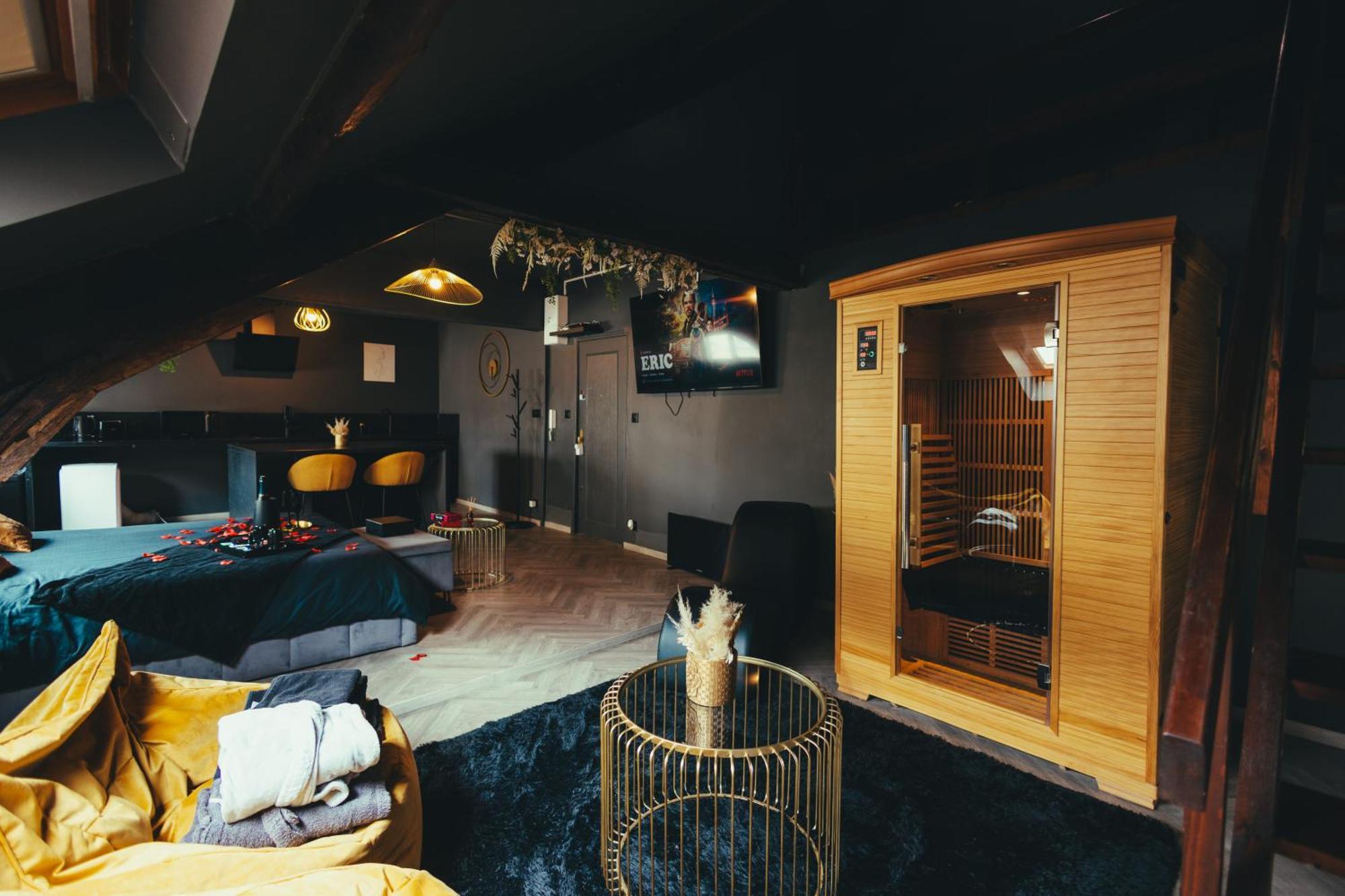 La Marble Room - Suite Balneo & Sauna Анже Экстерьер фото